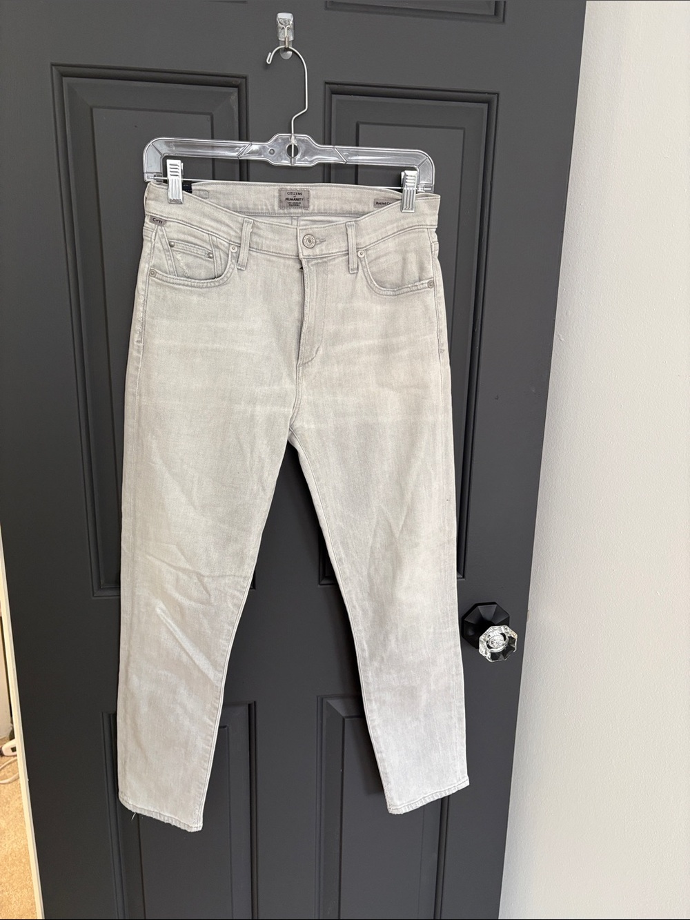 Women’s Light Gray Slim Jeans
